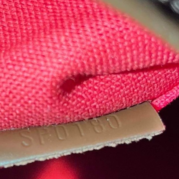 Louis Vuitton Bloomsbury Pm - Picture 13 of 17